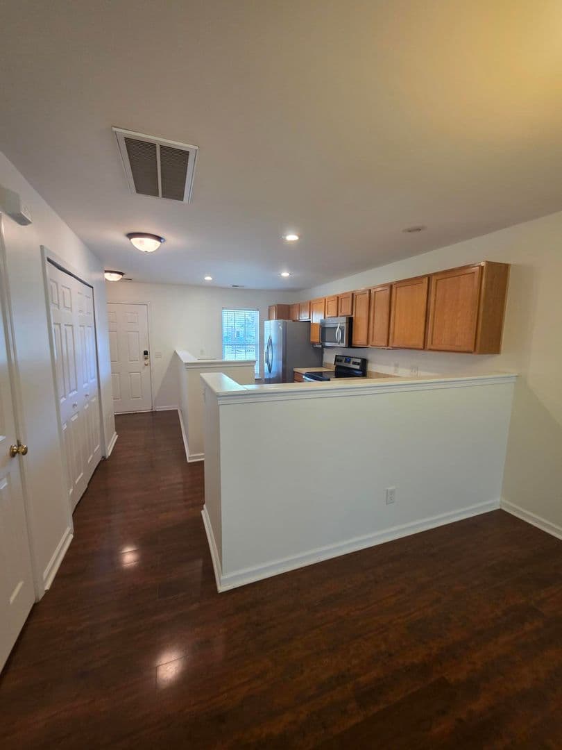 Bluffton Townhome: 224 Cross Road