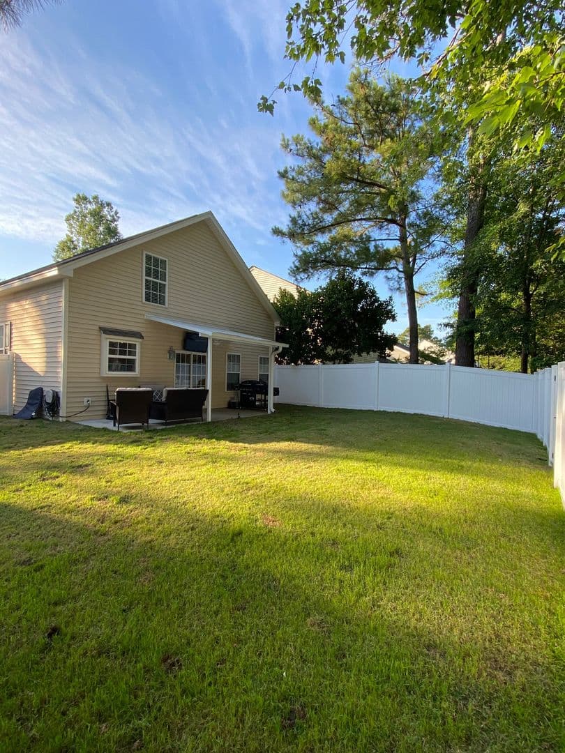 Bluffton House: 22 Lake Linden Drive