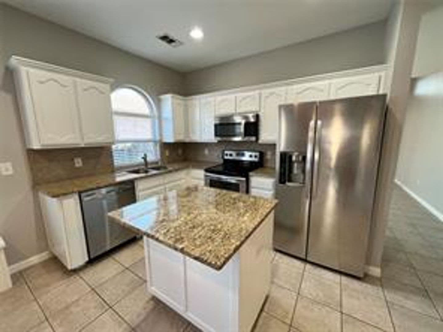 Fort Worth House: 10624 Ashmore Drive