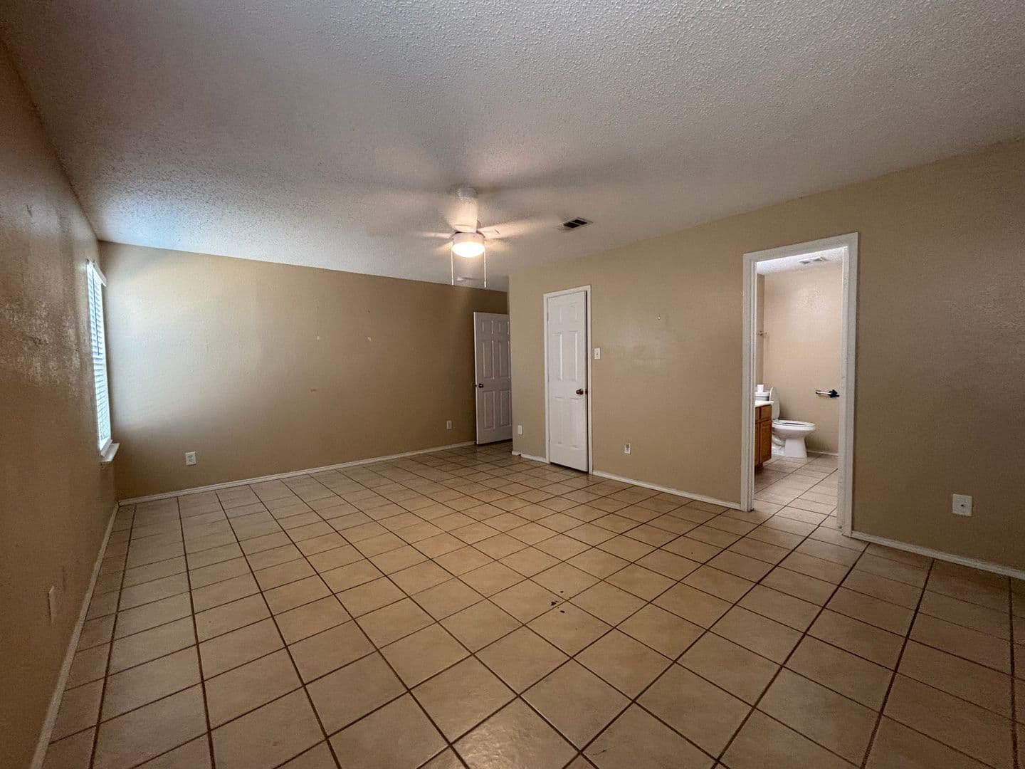 Roanoke House: 3405 Desert Mesa Road