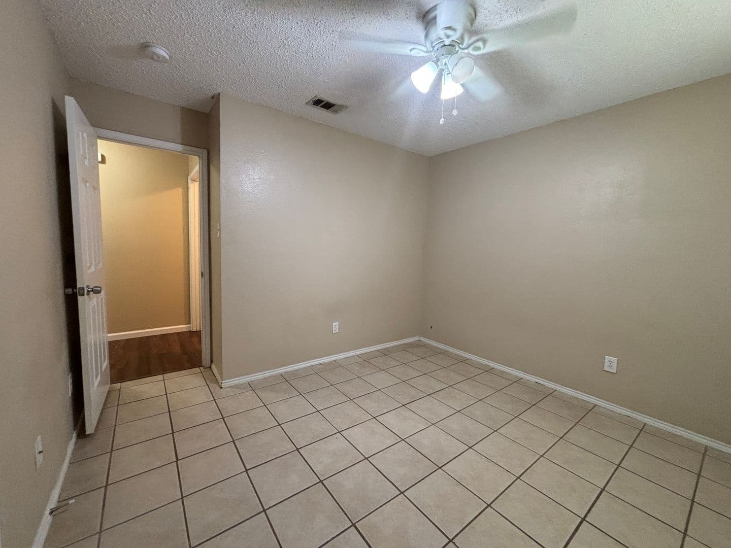 Roanoke House: 3405 Desert Mesa Road