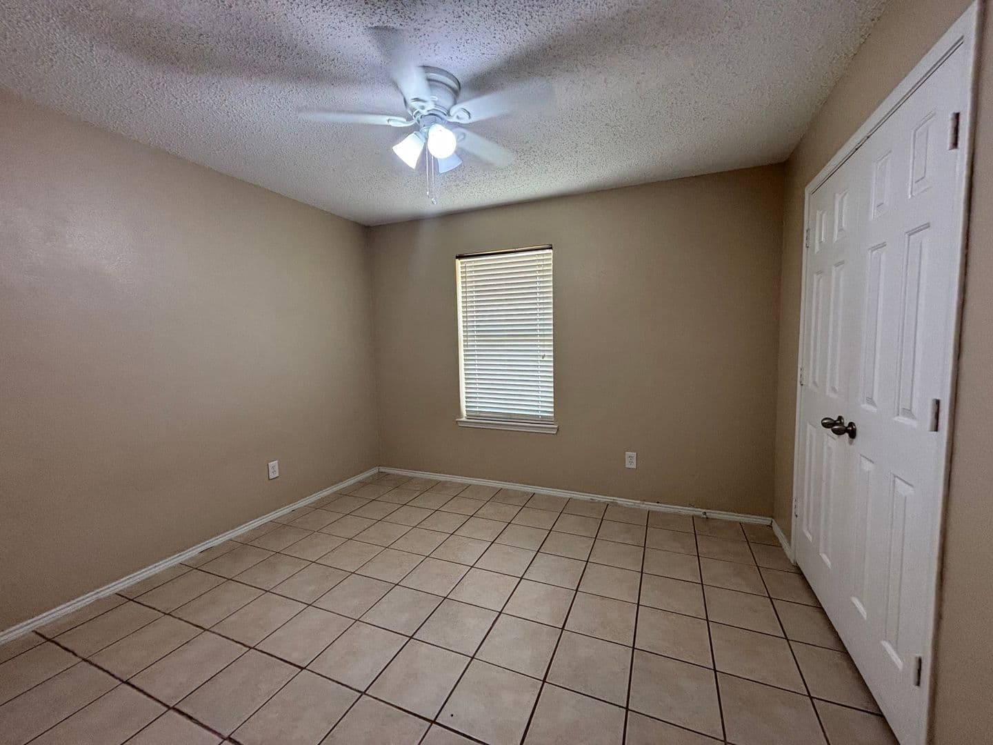 Roanoke House: 3405 Desert Mesa Road
