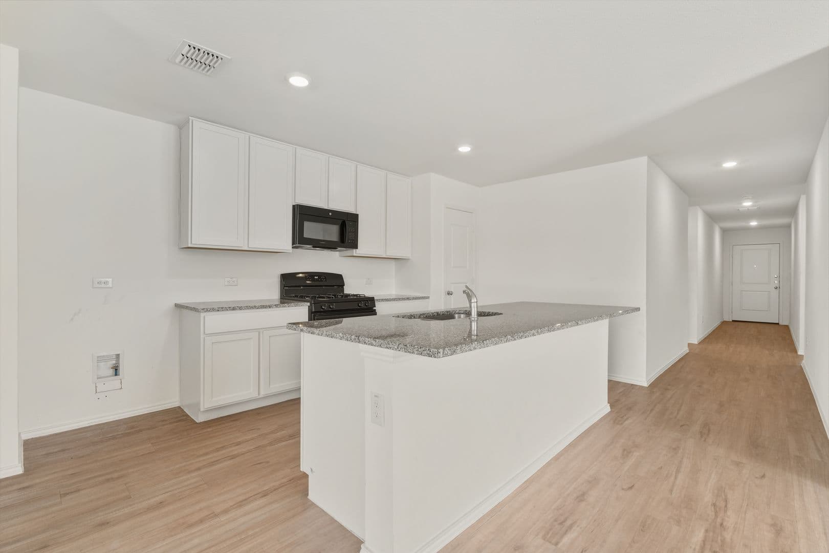 Fort Worth House: 14901 Tejano Street