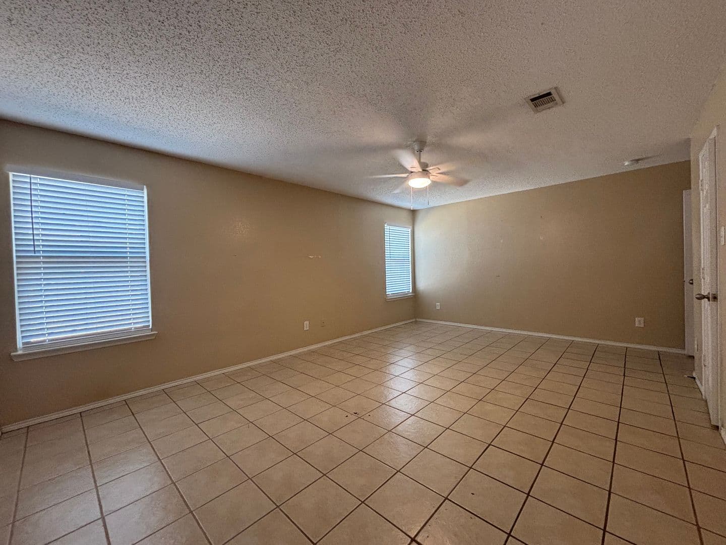 Roanoke House: 3405 Desert Mesa Road