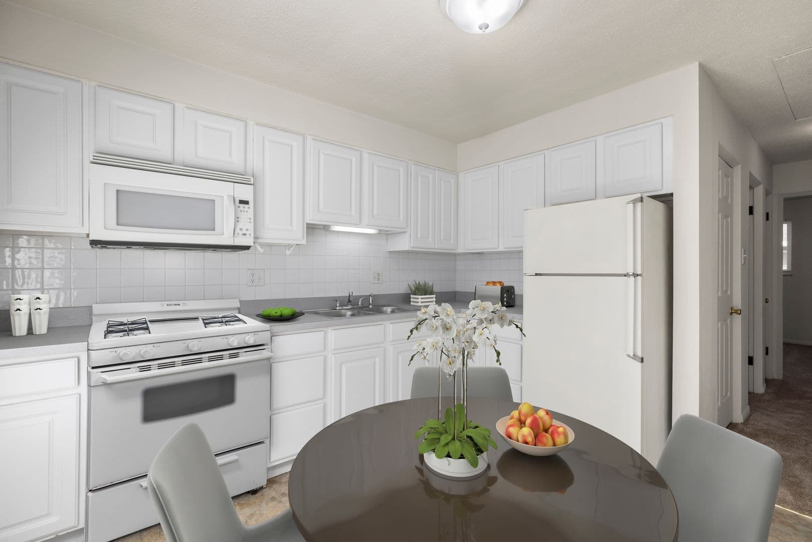 St. Charles Apartment: 901-996 Broadmoor Ln