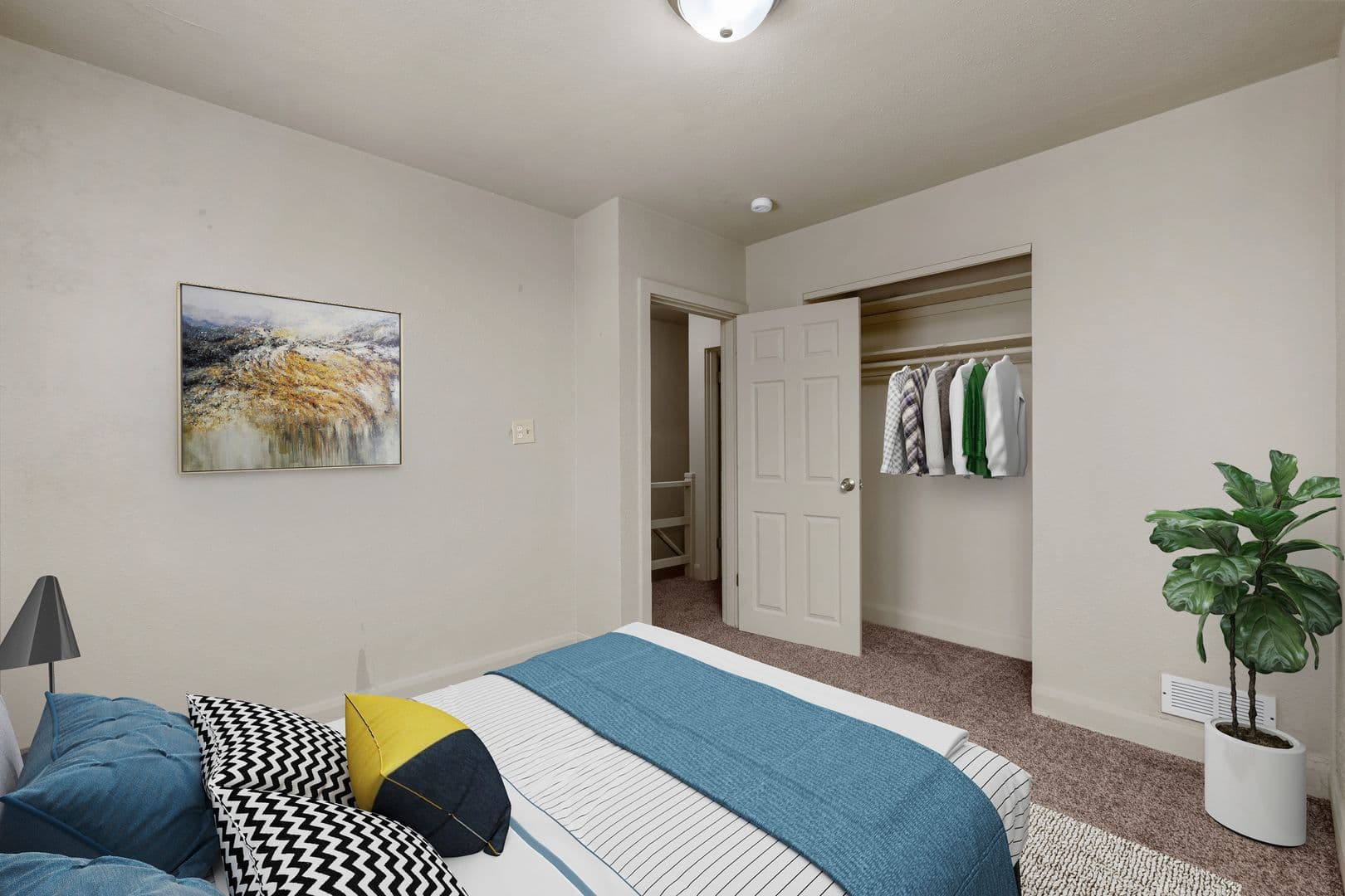 St. Charles Apartment: 1108 Powell St