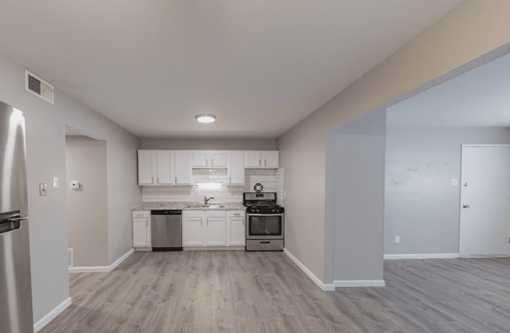St Louis Apartment: 2616 Union Rd