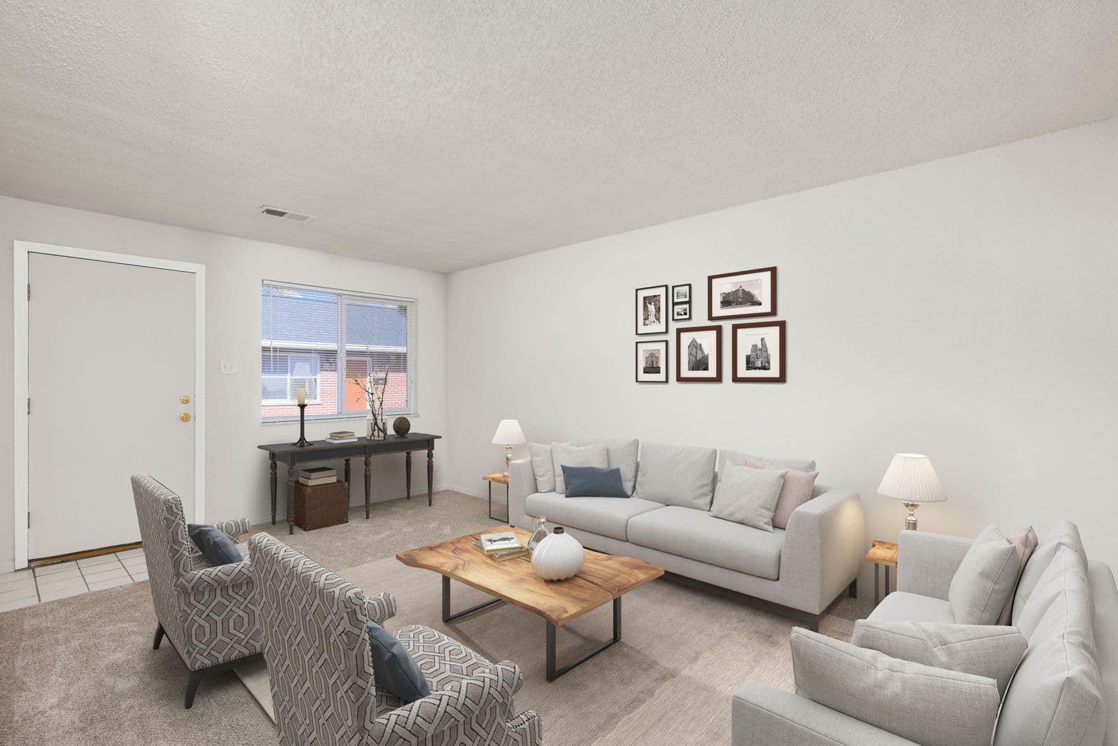 St. Charles Apartment: 901-996 Broadmoor Ln