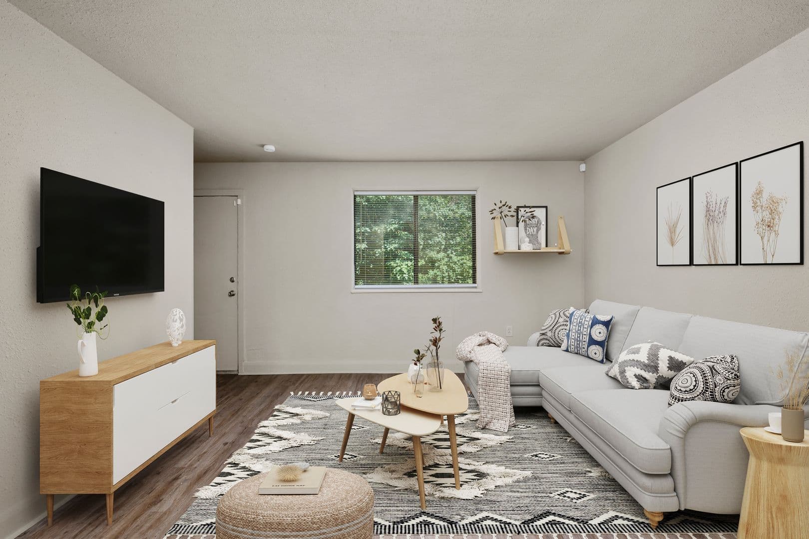 St. Charles Apartment: 1108 Powell St