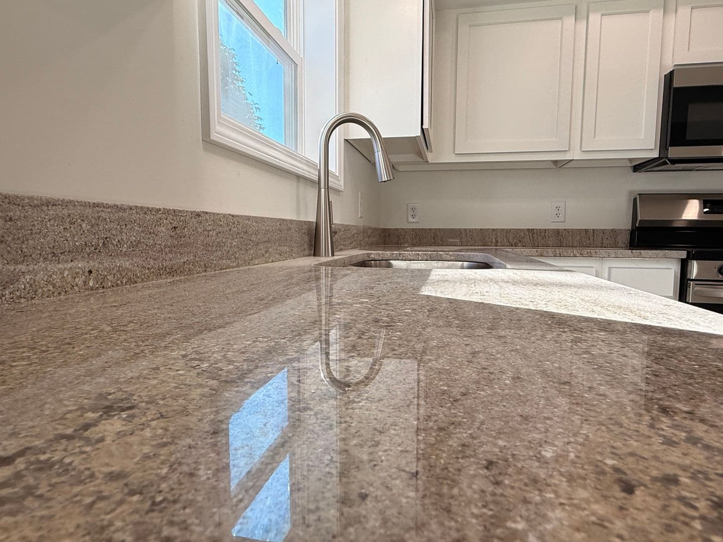 Lancaster Apartment: 826 Washington Ave A, B, C
