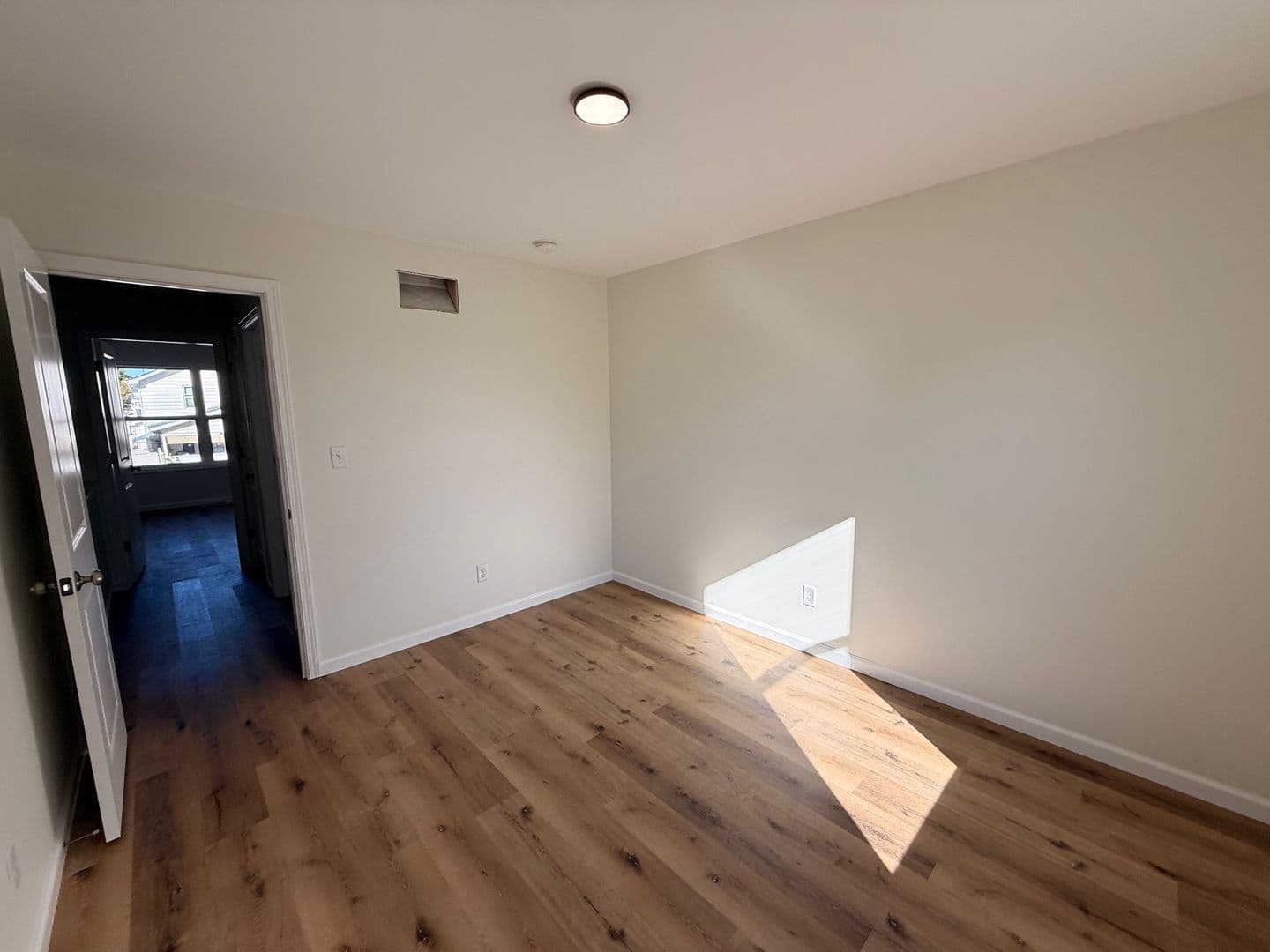 Lancaster Apartment: 826 Washington Ave A, B, C