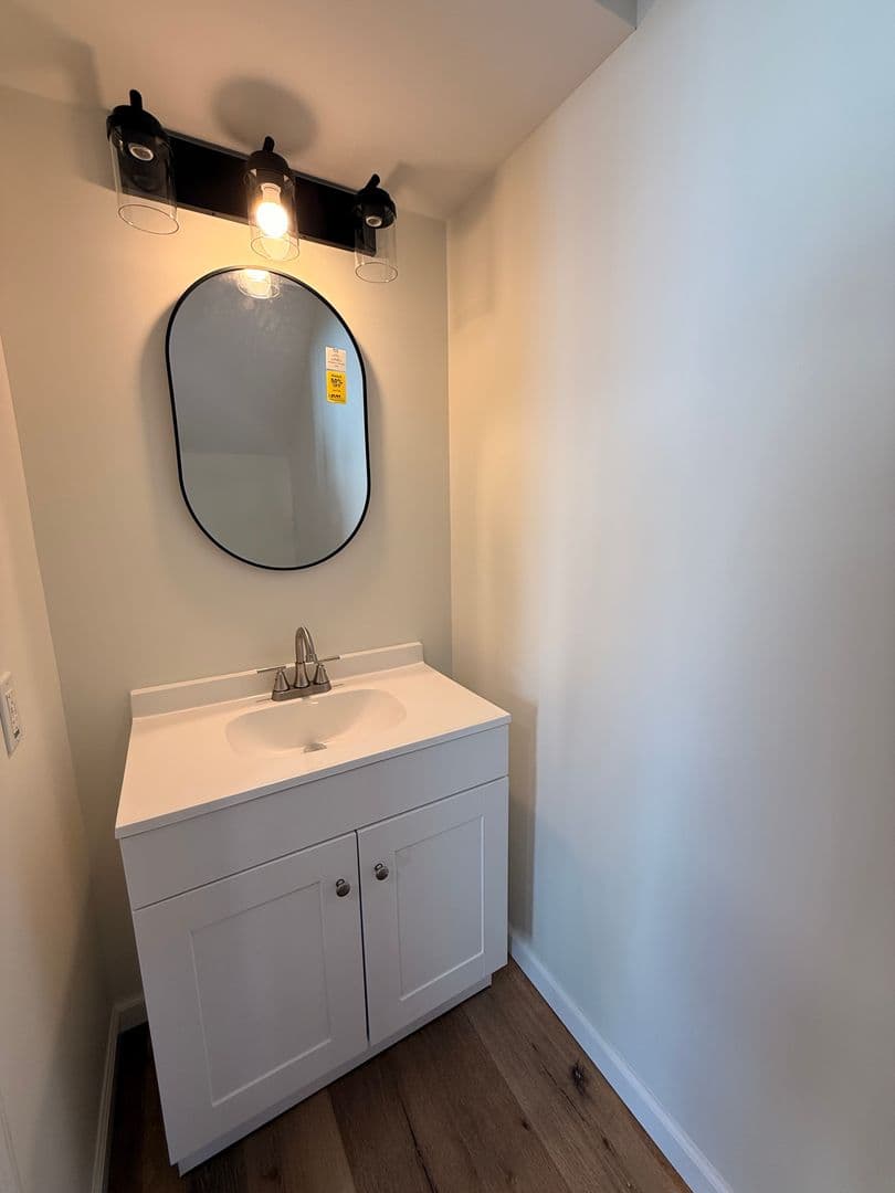 Lancaster Apartment: 826 Washington Ave A, B, C