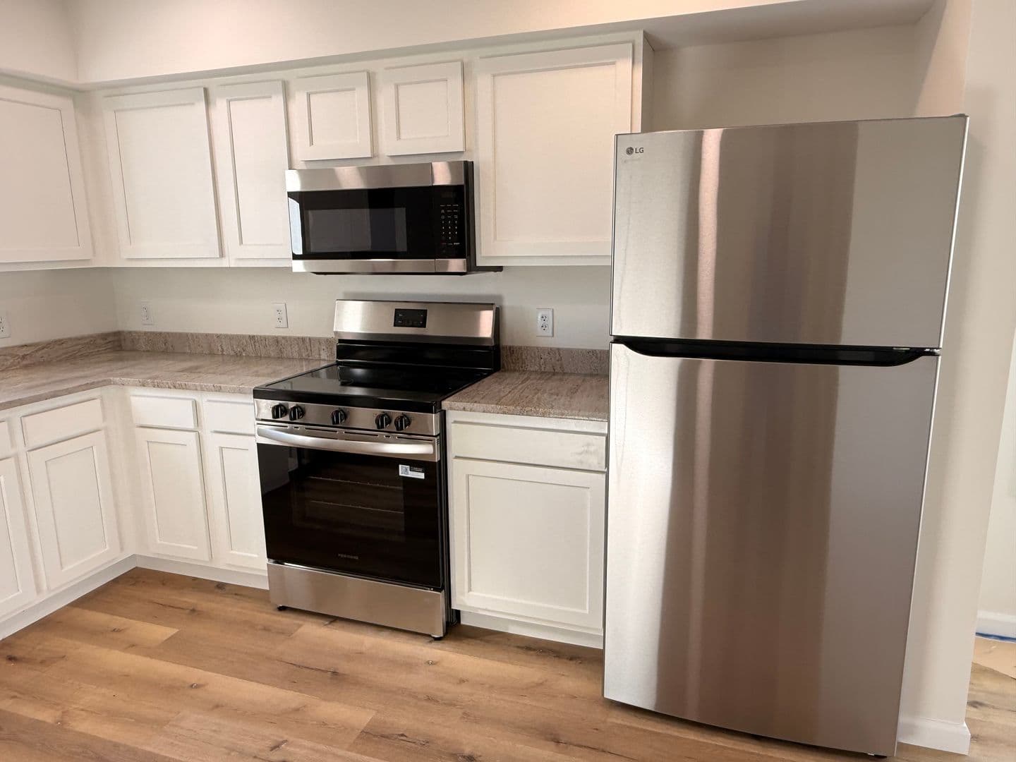 Lancaster Apartment: 826 Washington Ave A, B, C