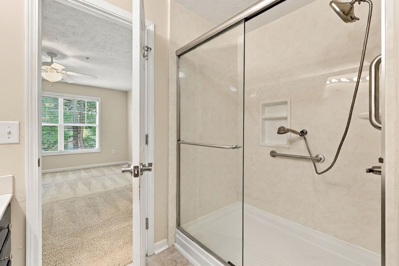 Fayetteville House: 3310 Harbour Pointe Place Unit 5