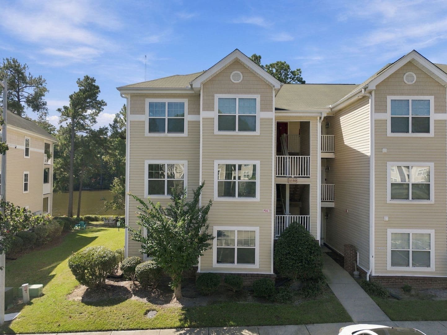 Fayetteville House: 3310 Harbour Pointe Place Unit 5