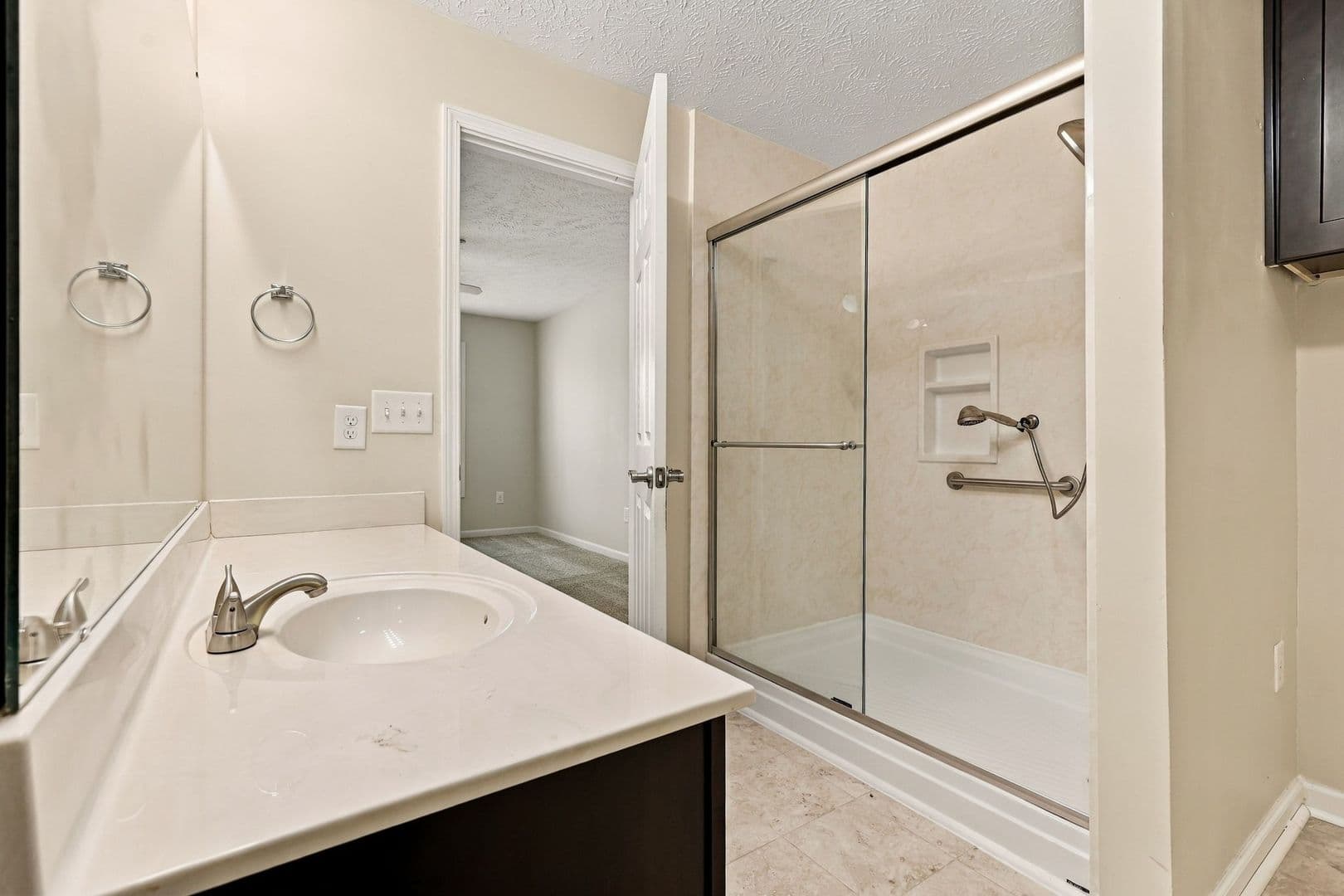 Fayetteville House: 3310 Harbour Pointe Place Unit 5