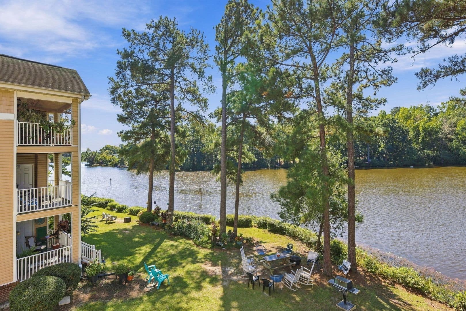 Fayetteville House: 3310 Harbour Pointe Place Unit 5