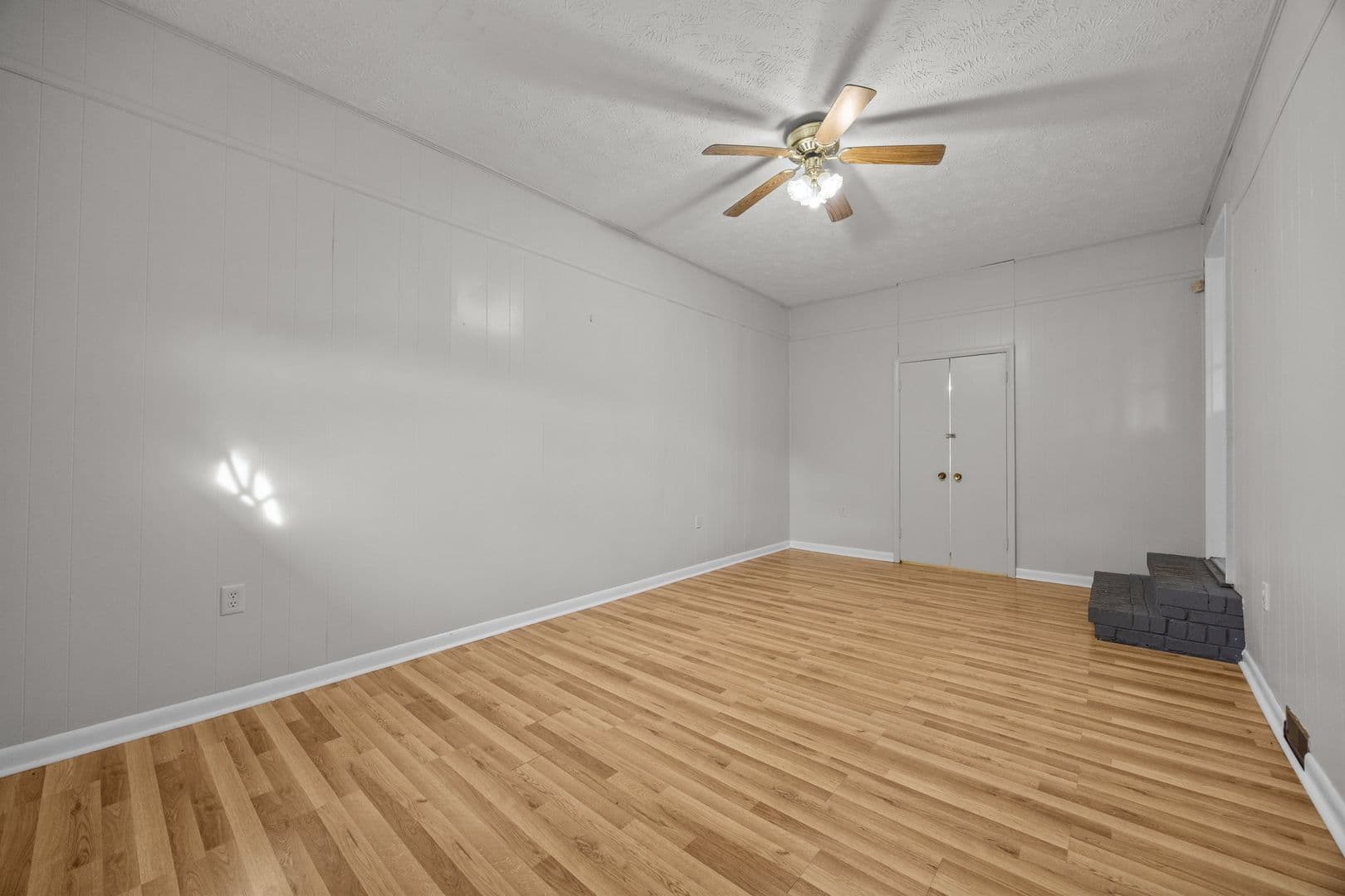 Spring Lake House: 54 Rolling Spring Dr