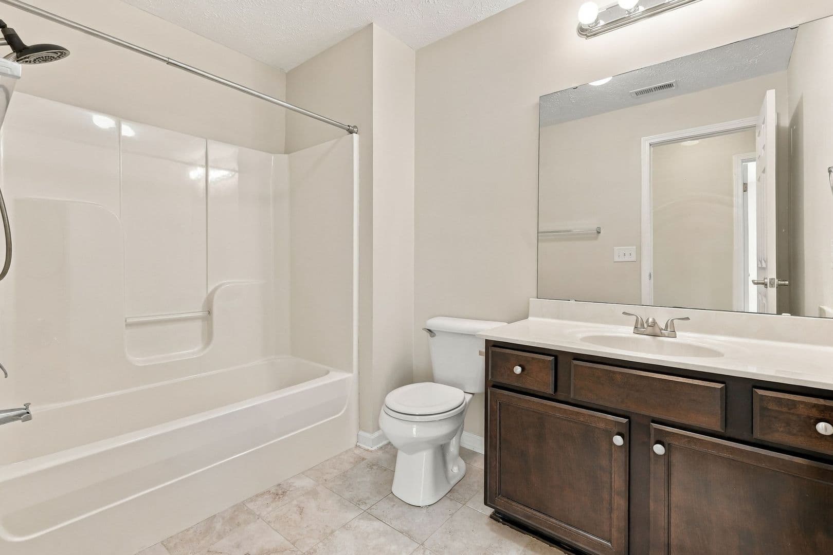 Fayetteville House: 3310 Harbour Pointe Place Unit 5