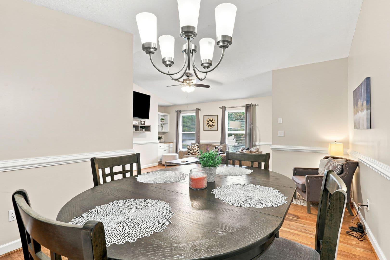 Lillington House: 210 W Old Road Unit B