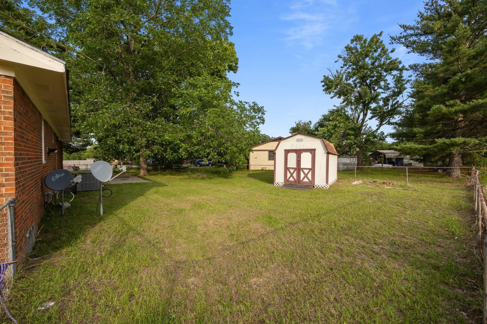 Spring Lake House: 54 Rolling Spring Dr
