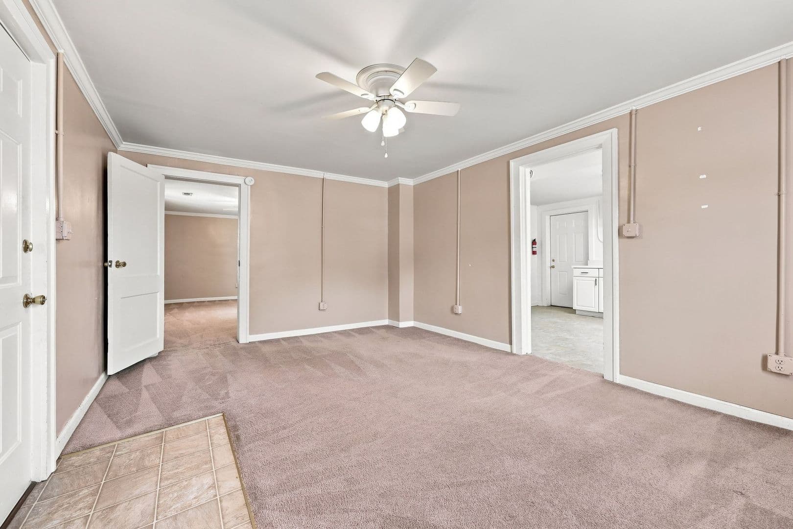 Four Oaks House: 101 E. Woodall St. Apt. D