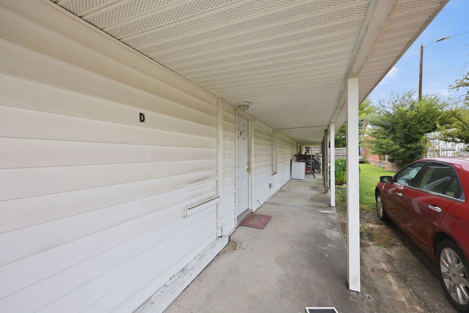Four Oaks House: 101 E. Woodall St. Apt. D