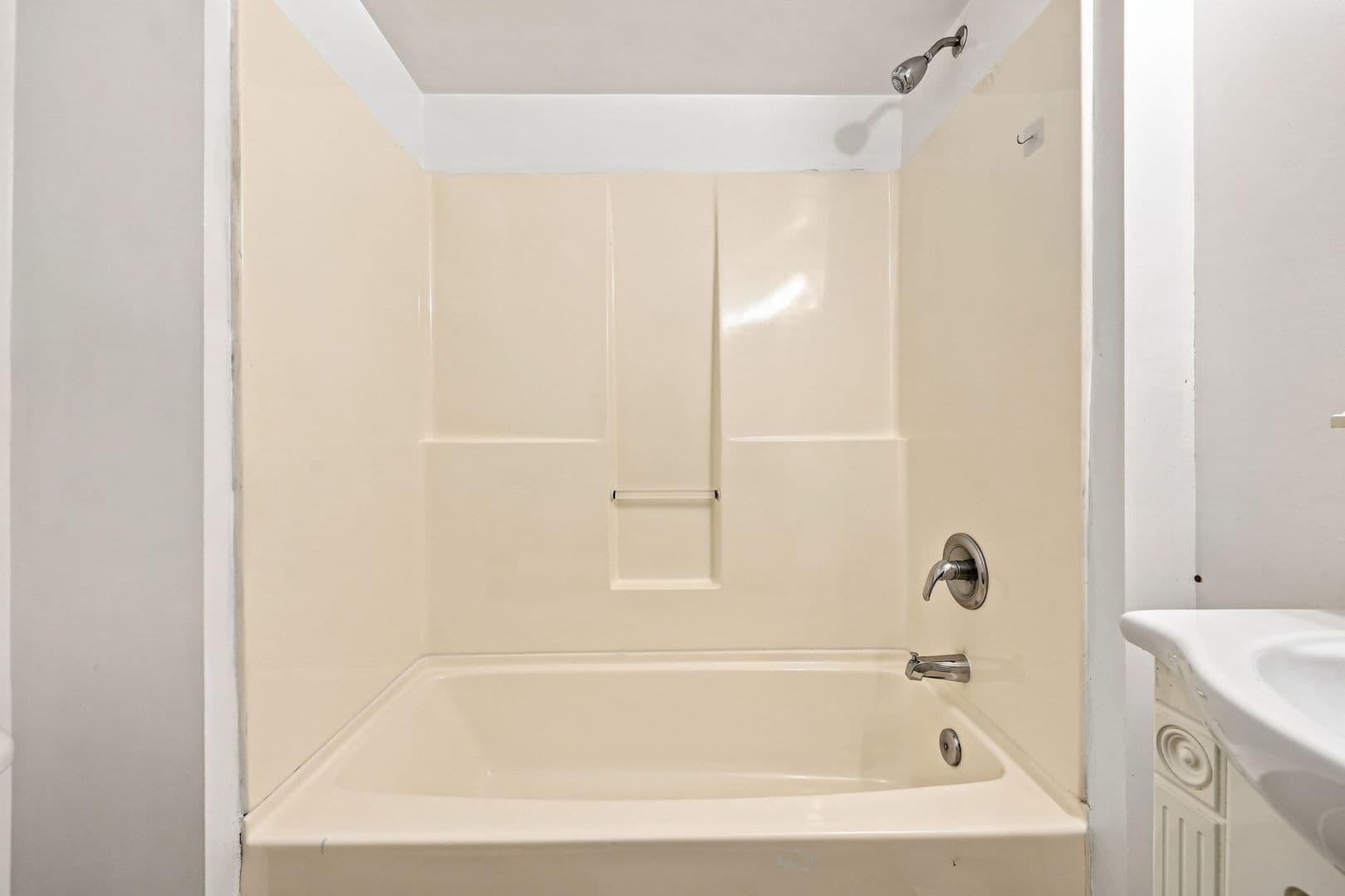 Four Oaks House: 101 E. Woodall St. Apt. D