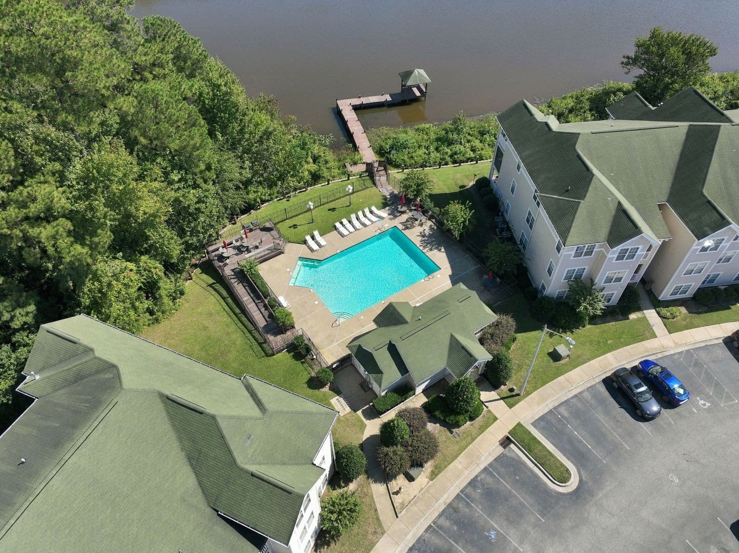 Fayetteville House: 3310 Harbour Pointe Place Unit 5