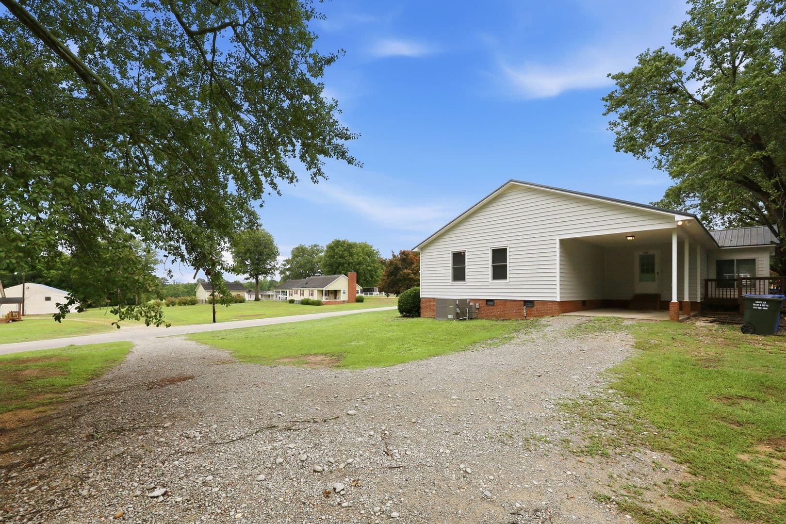 Lillington House: 210 W Old Road Unit B