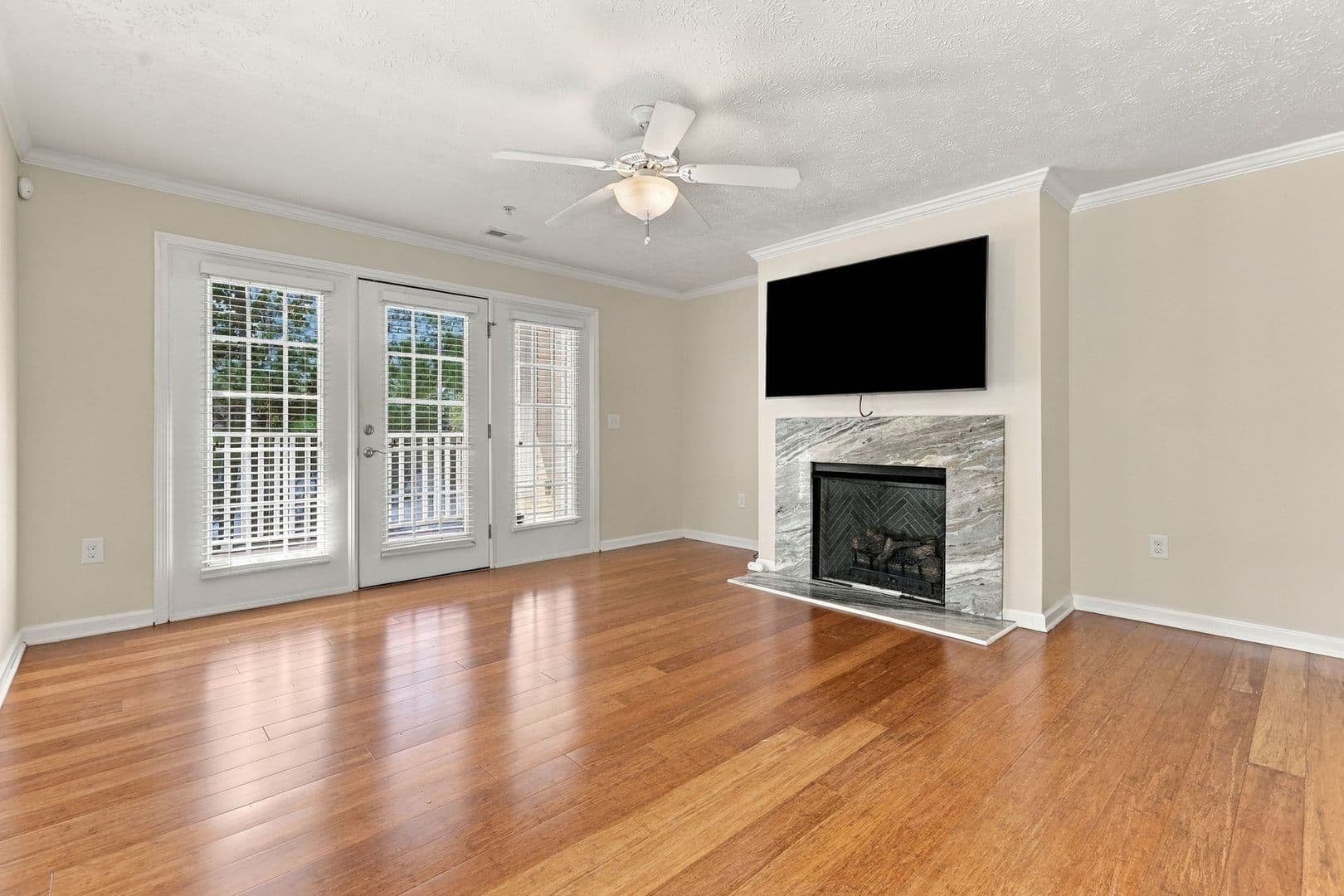 Fayetteville House: 3310 Harbour Pointe Place Unit 5