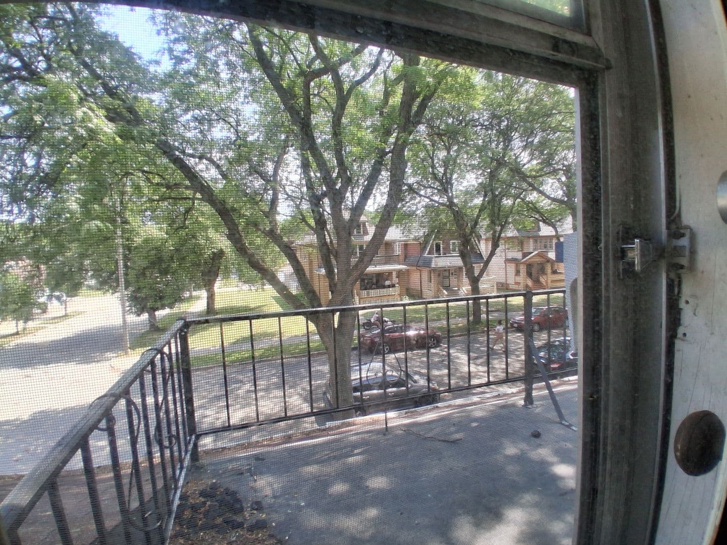Milwaukee Apartment: 3179 North 39th Street
