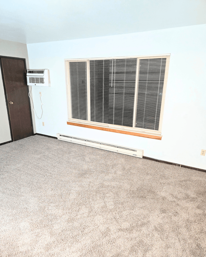 Waukesha Apartment: 1118 Fleetfoot Dr