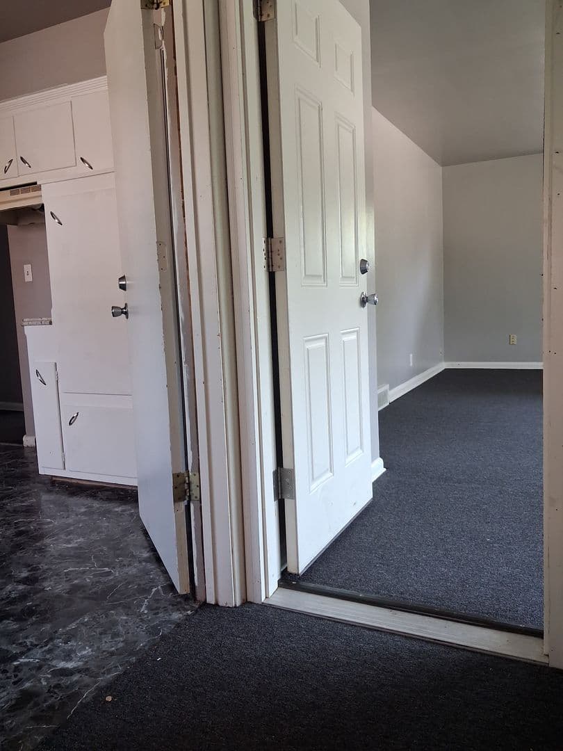 Milwaukee Apartment: 7106 West Congress Street
