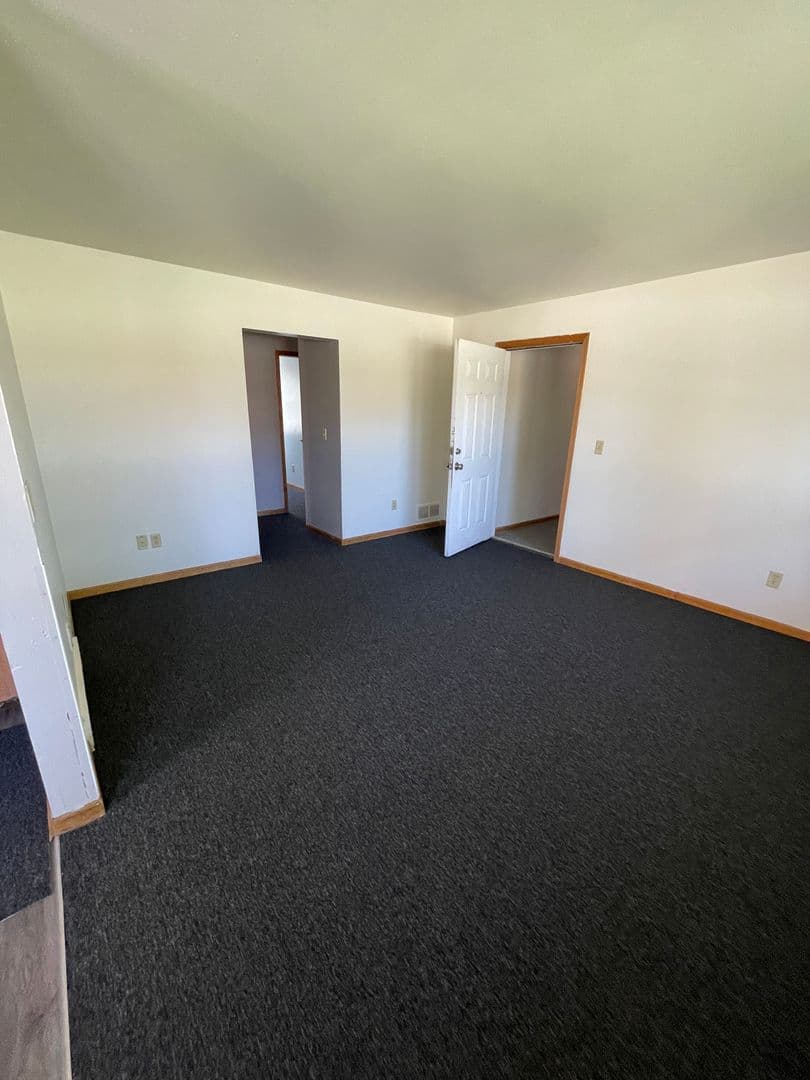Milwaukee Apartment: 8809 West Villard Avenue