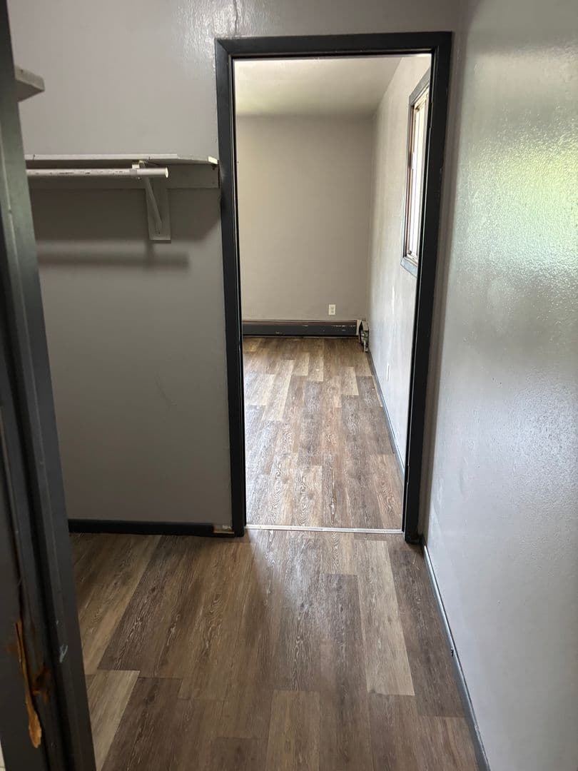 Milwaukee Apartment: 6320 N 91st St