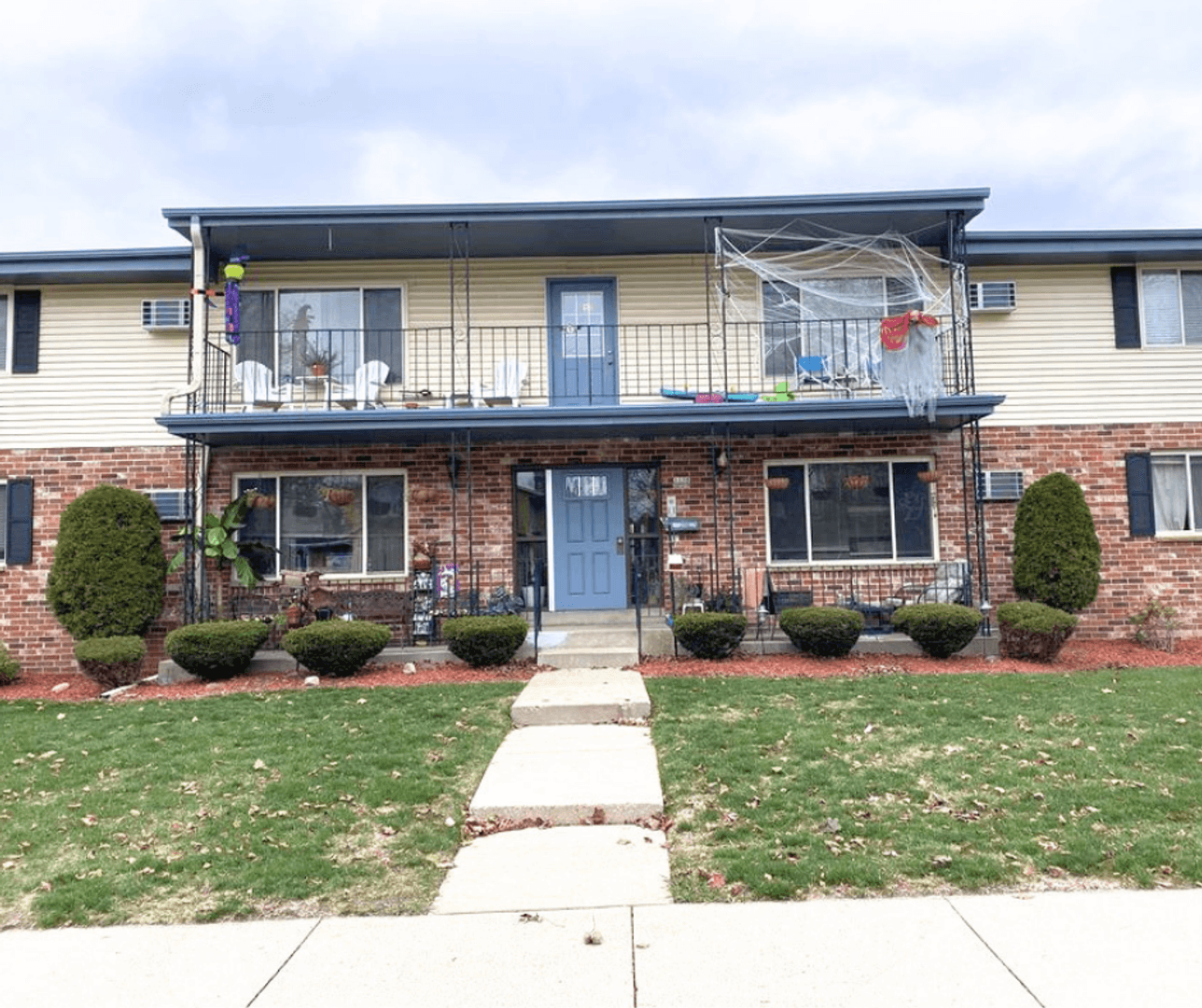 Waukesha Apartment: 1118 Fleetfoot Dr