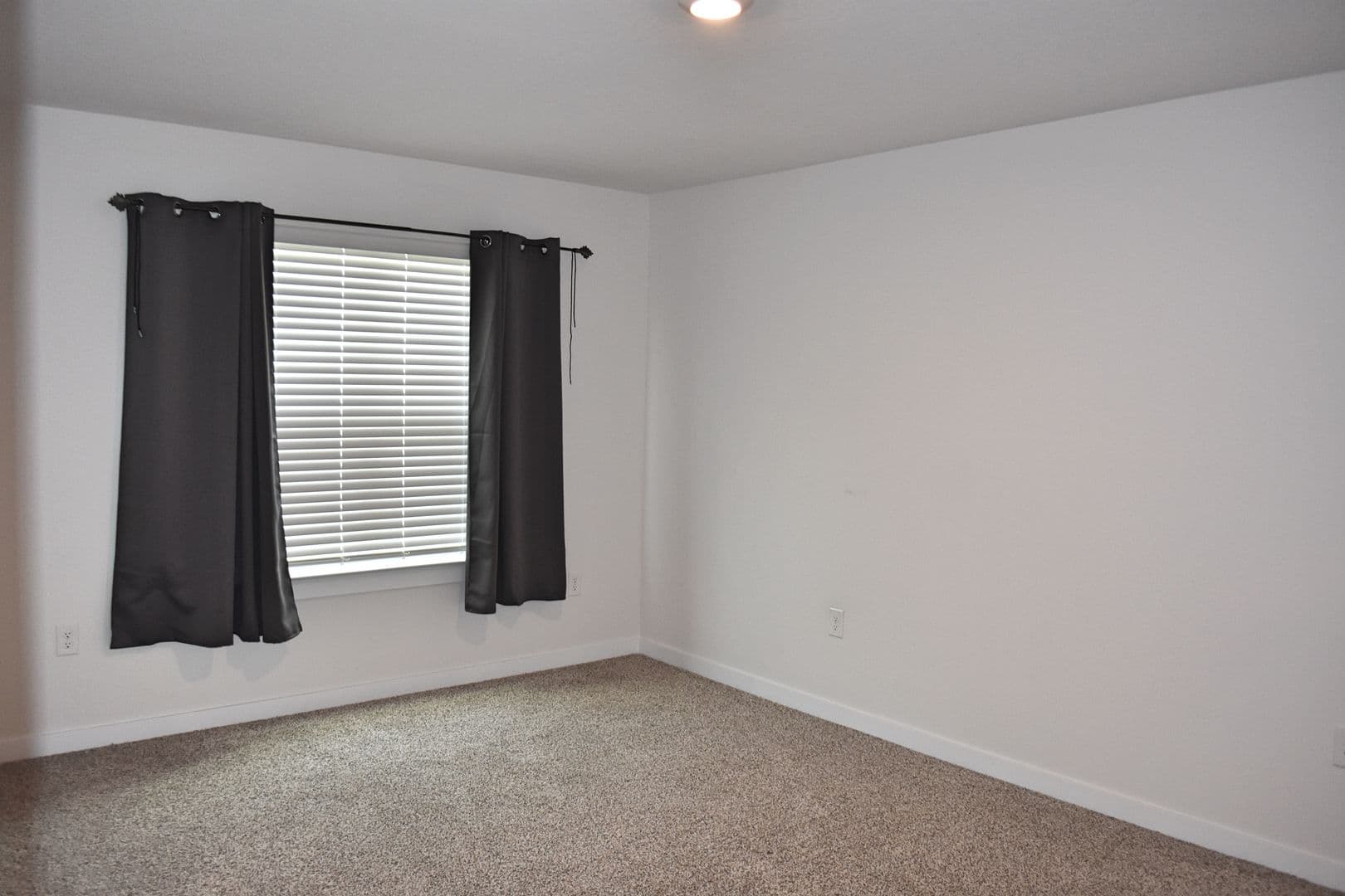 Freeport House: 18 Rudder Ln
