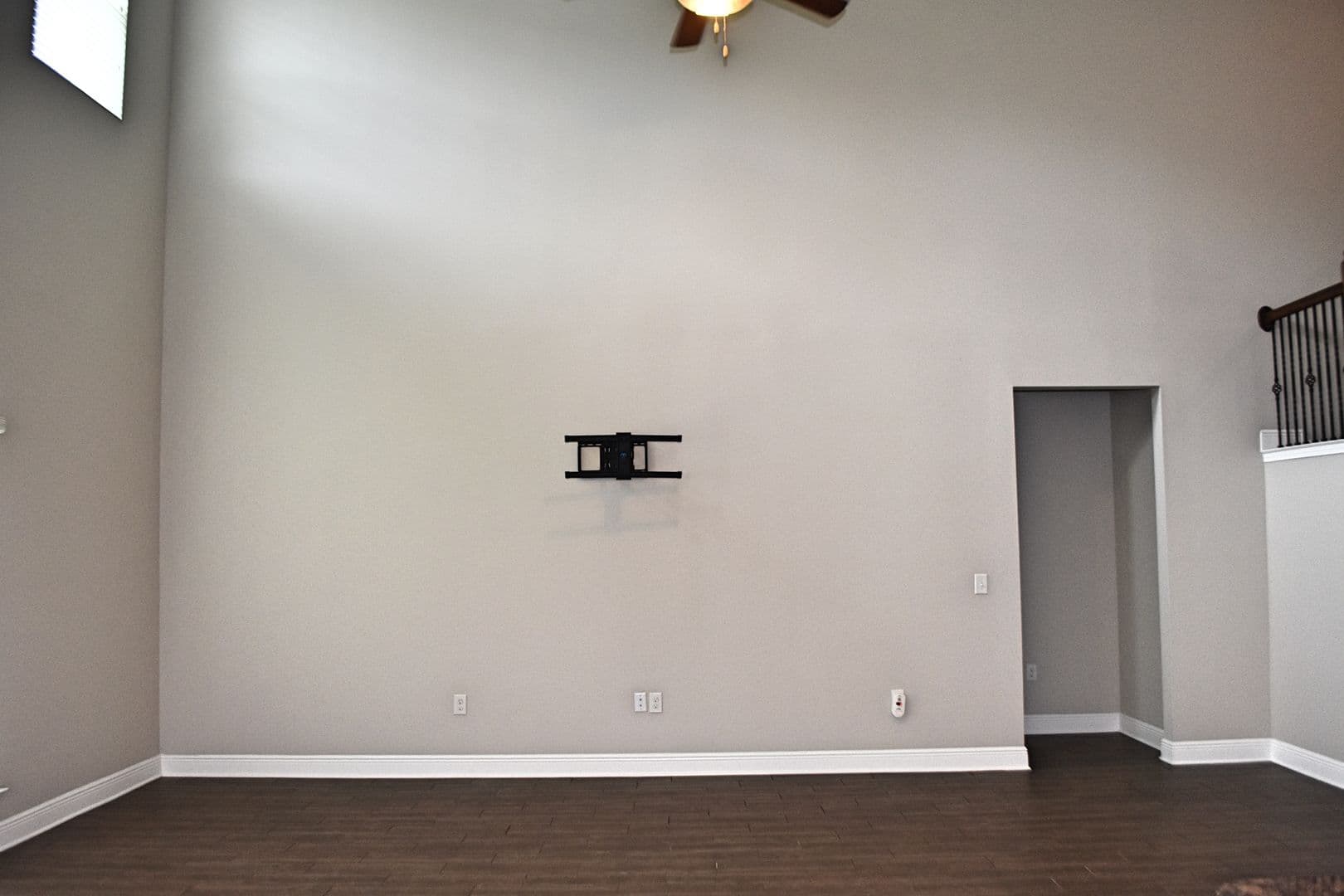 Freeport House: 192 Windchime Way
