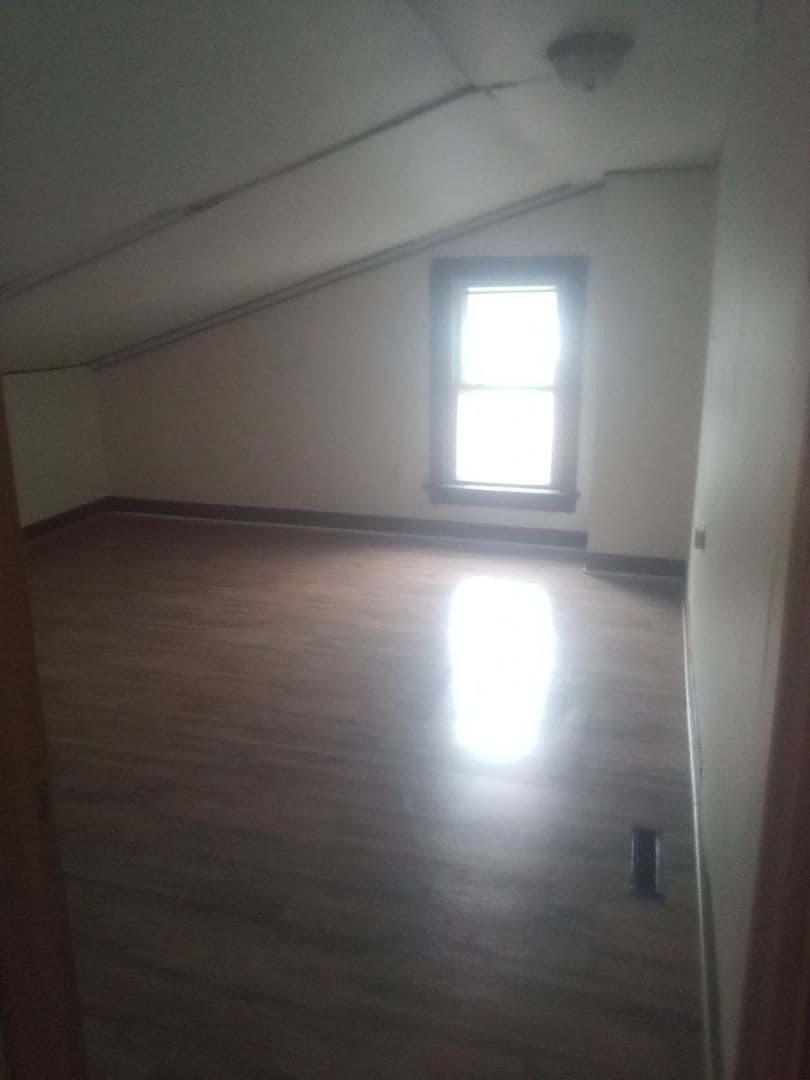 Rome Apartment: 435 S James Street