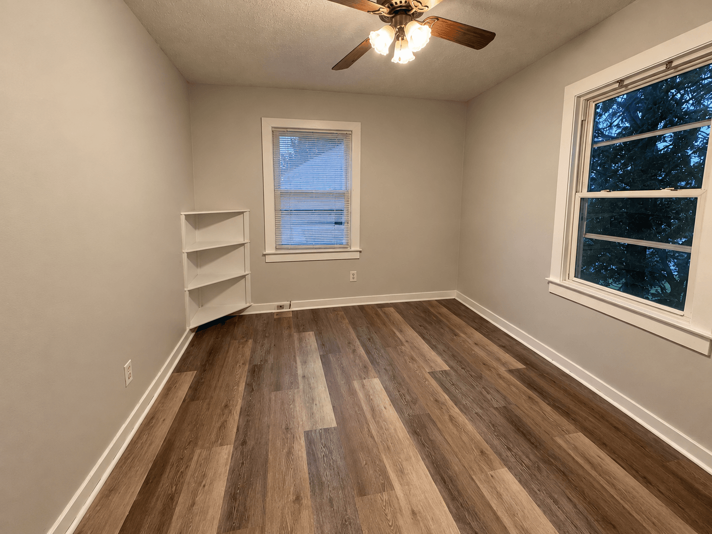 Rome Apartment: 111 Floyd Place