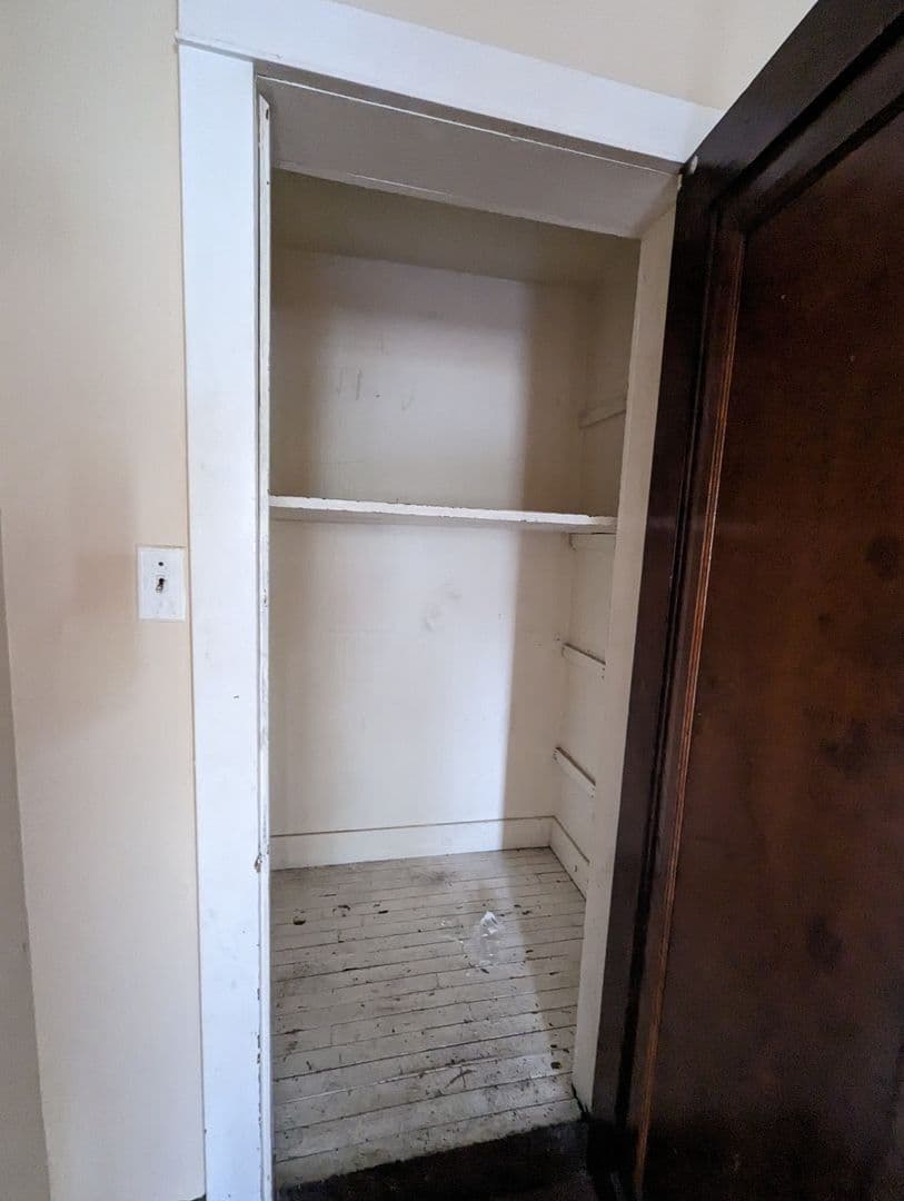 Rome Apartment: 435 S James Street