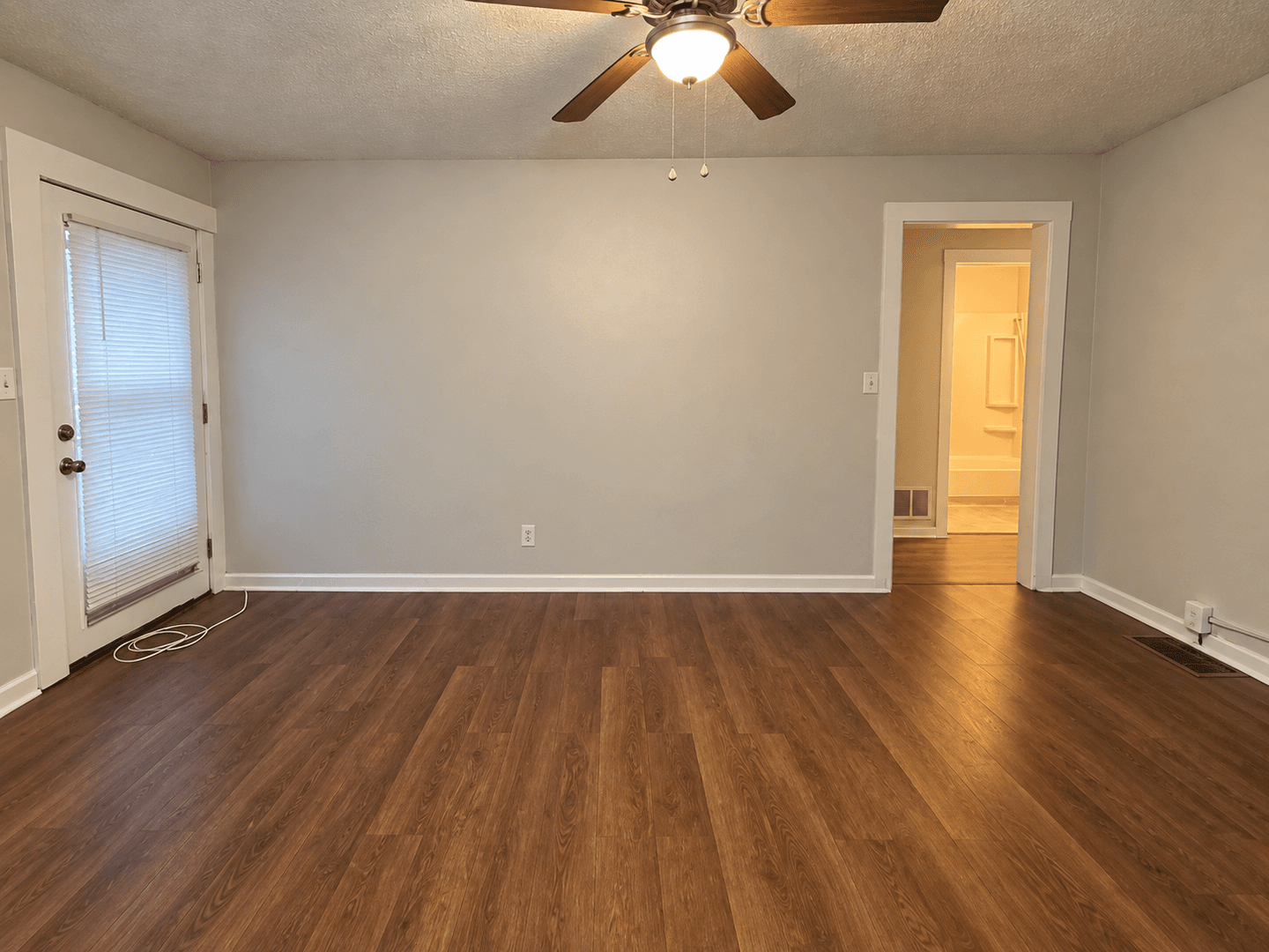 Rome Apartment: 111 Floyd Place