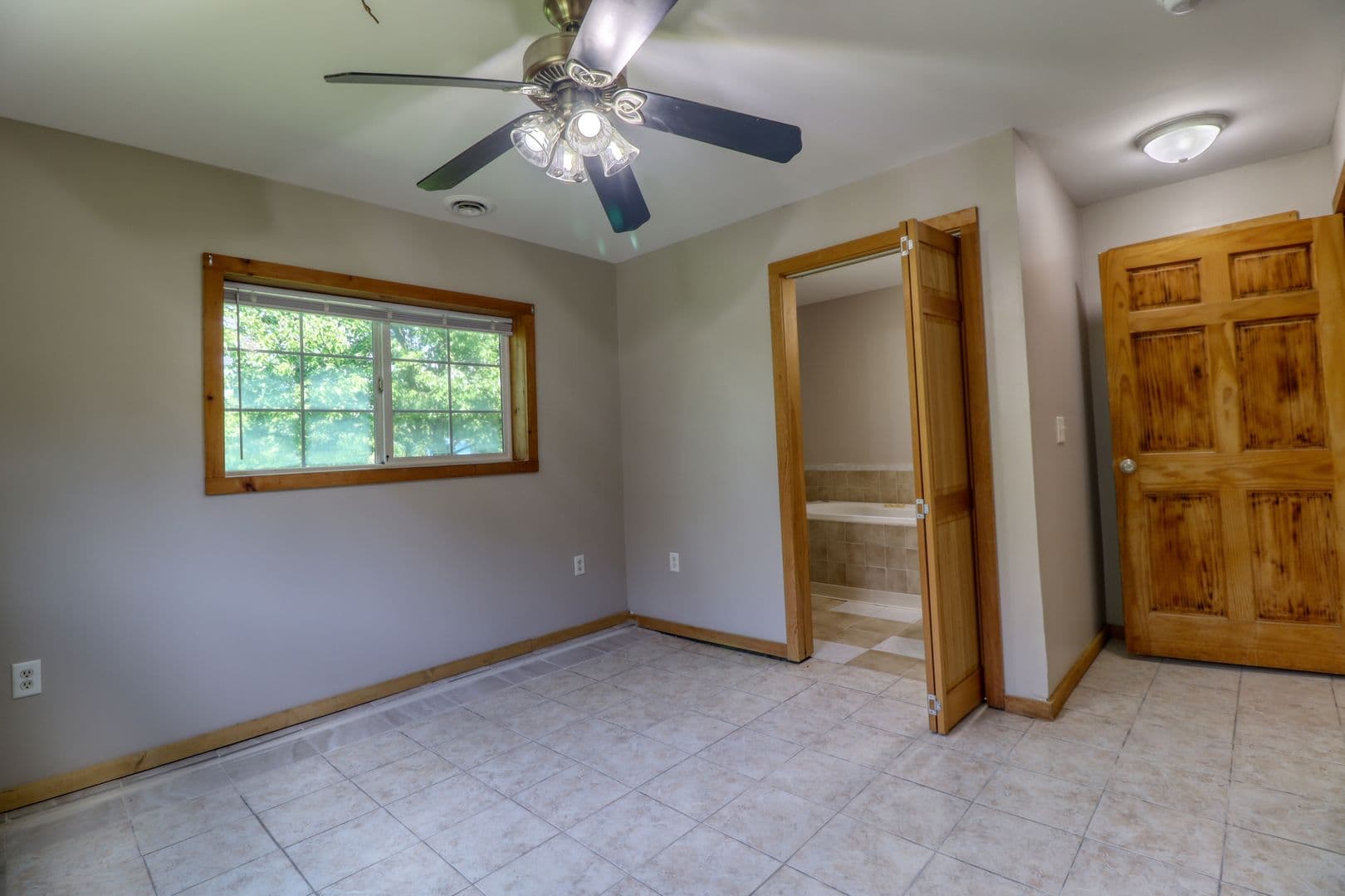 Taberg House: 10066 Point Rock Road