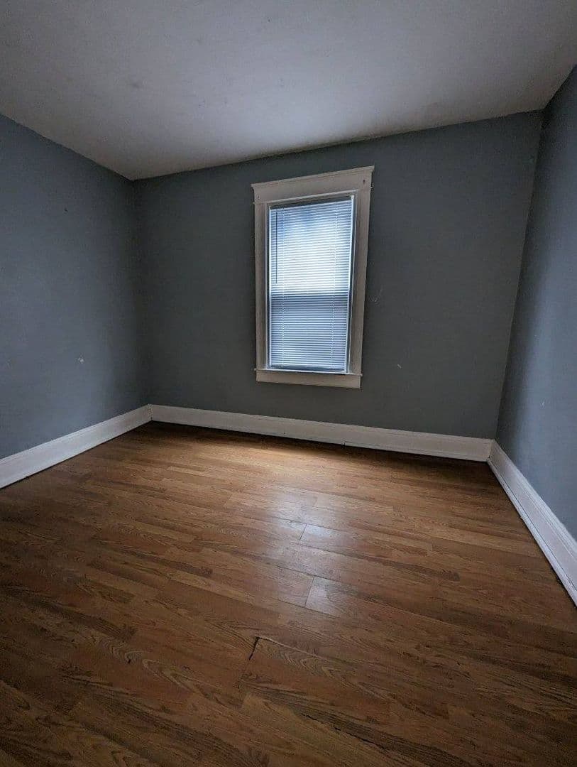 Rome Apartment: 149 River Street