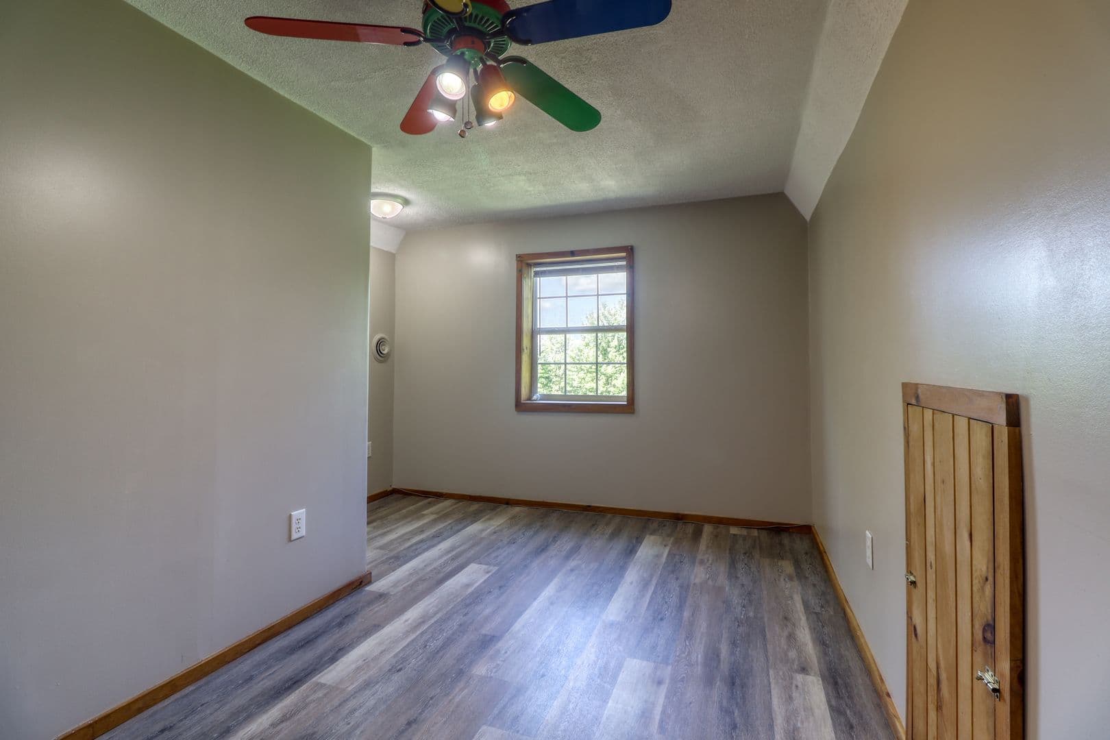 Taberg House: 10066 Point Rock Road
