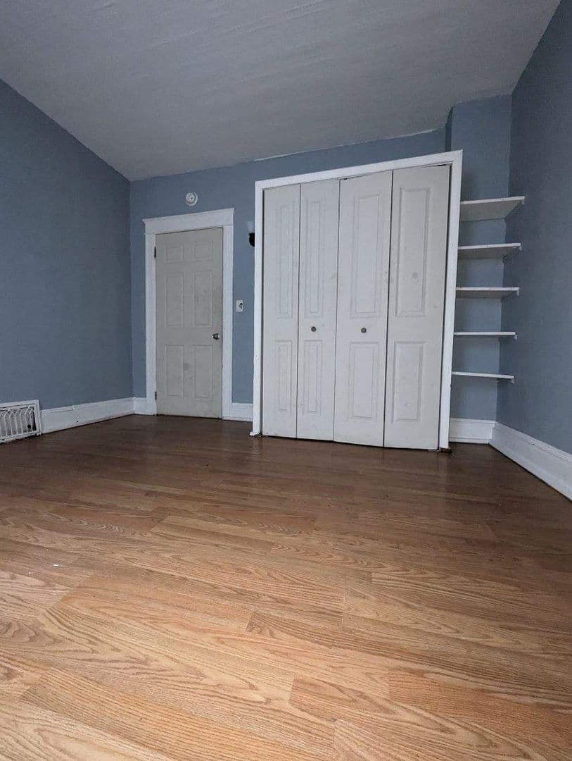 Rome Apartment: 149 River Street