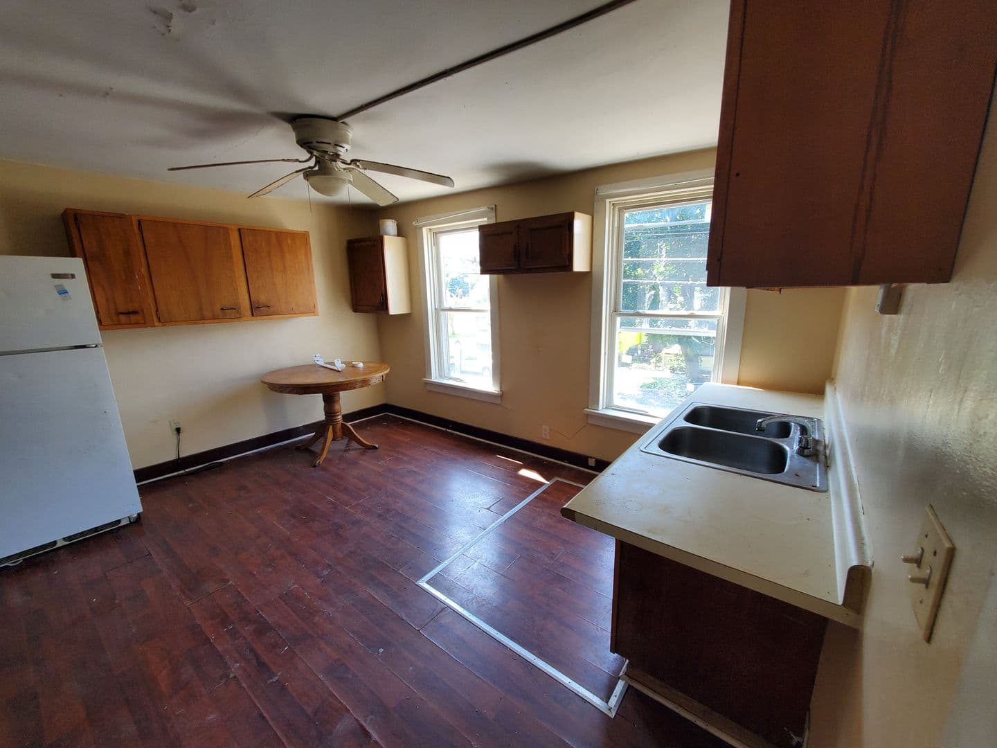 Rome Apartment: 435 S James Street