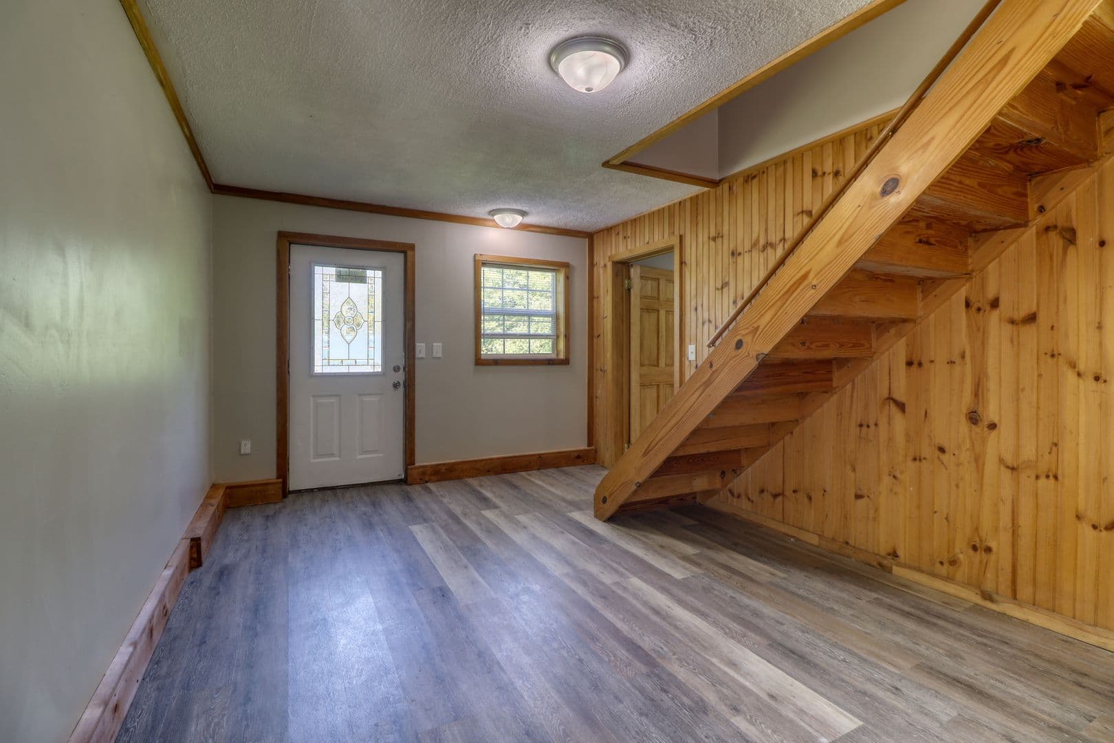 Taberg House: 10066 Point Rock Road