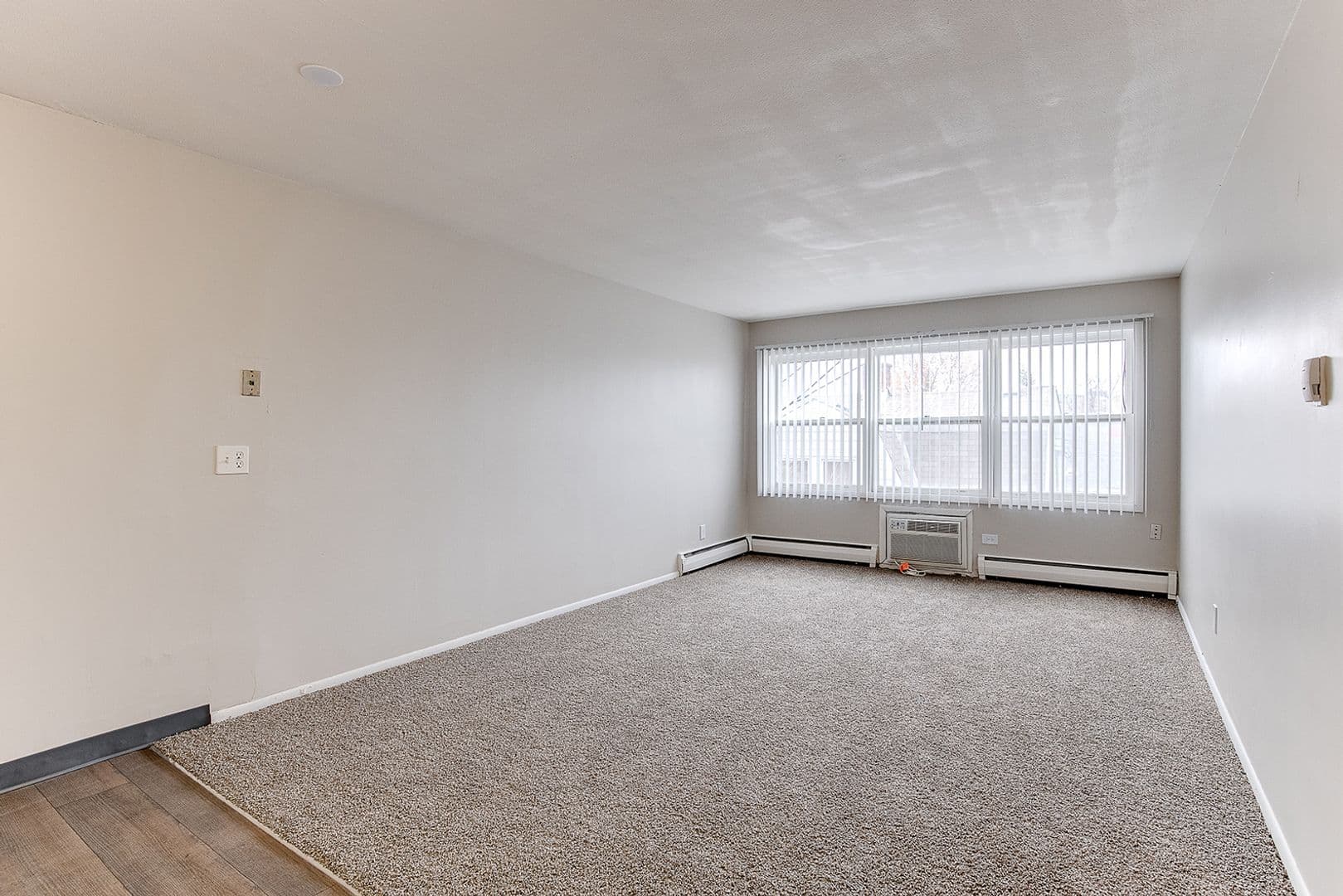 Minneapolis Apartment: 3141 22nd Ave South